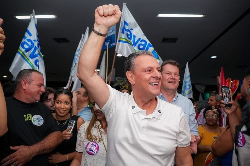 Fávaro diz que eleitor deve  comparar: “não vote em chapa com suplentes enrolados”