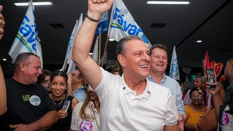 Carlos Fávaro diz que eleitor deve  comparar: “não vote em chapa com suplentes enrolados”