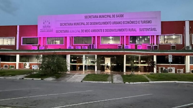 Saúde de Várzea Grande orienta pacientes sobre migração do sistema de regulação