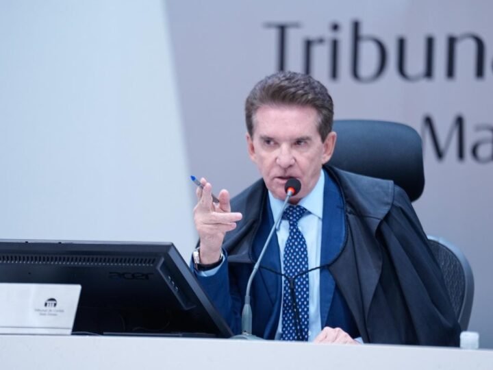 Presidente do TCE credencia Escola Superior de Contas como Escola de Governo