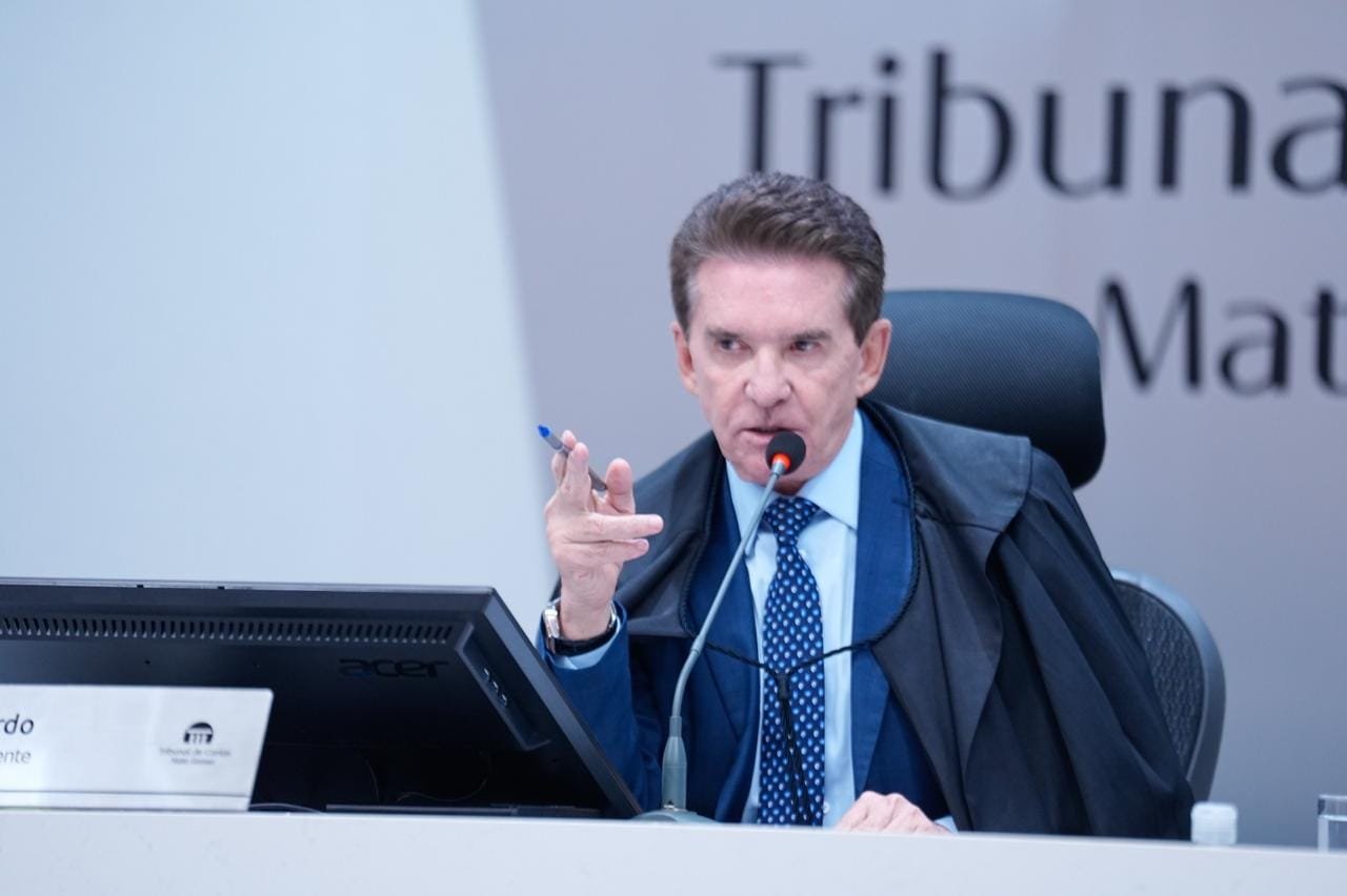 Presidente do TCE credencia Escola Superior de Contas como Escola de Governo