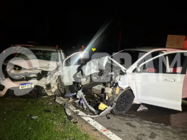 Motorista morre em batida frontal e família com criança fica ferida em MT