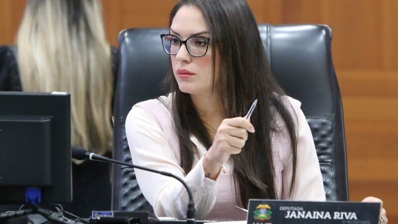 Janaína pretende assumir comando de grupo de mídia