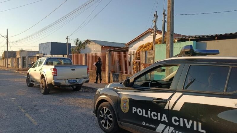 Faccionados suspeitos de homicídios e tráfico de drogas são alvos de operação policial