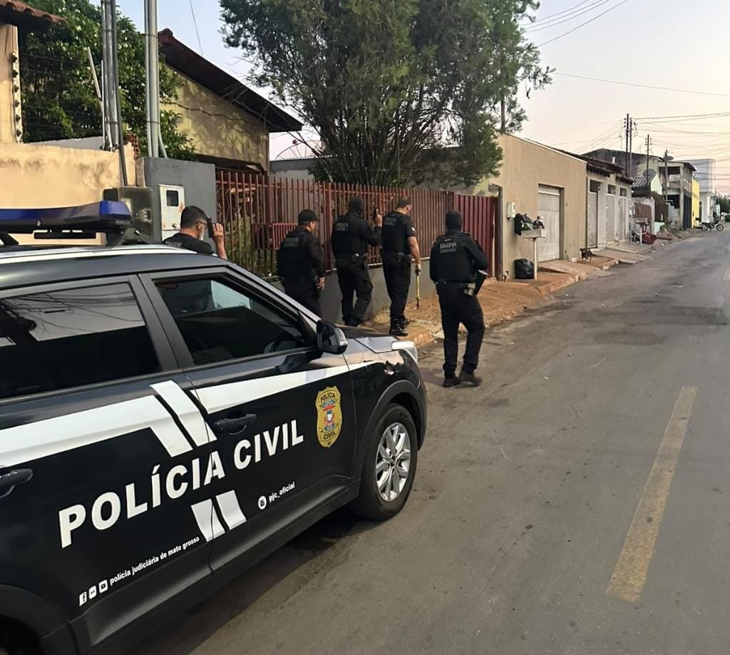 Irmãos são presos pela PC por envolvimento no assassinato de idoso dentro de casa em MT