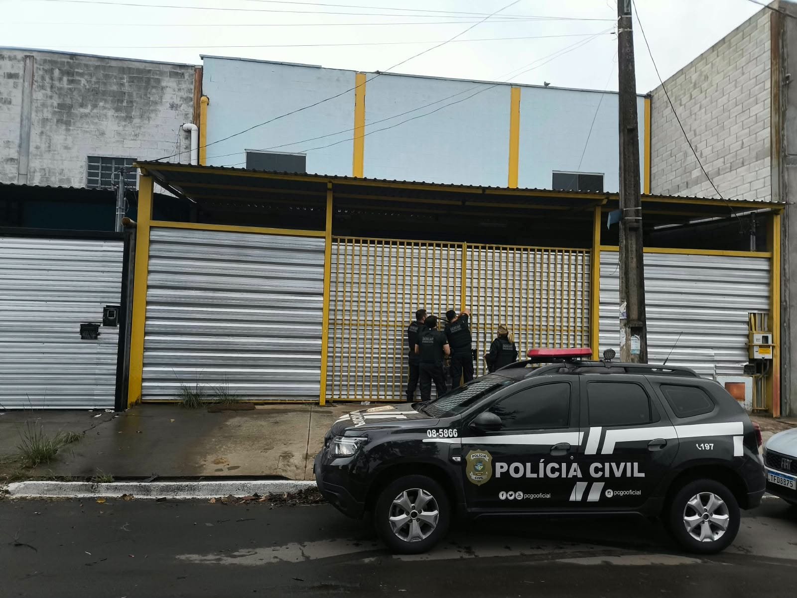 PC cumpre mandados em MT contra esquema de desmanche de veículos que girou R$ 15 milhões
