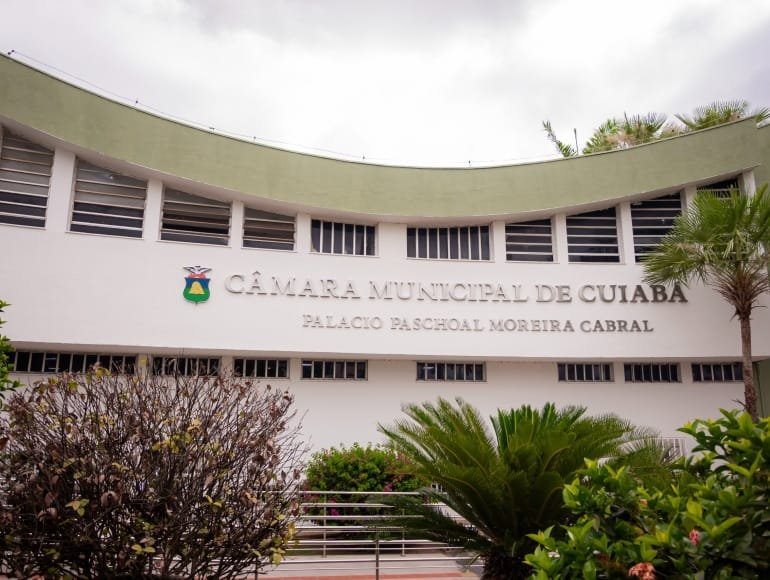 Câmara de Cuiabá publica edital de concurso público com salários de até R$ 11,6 mil; confira