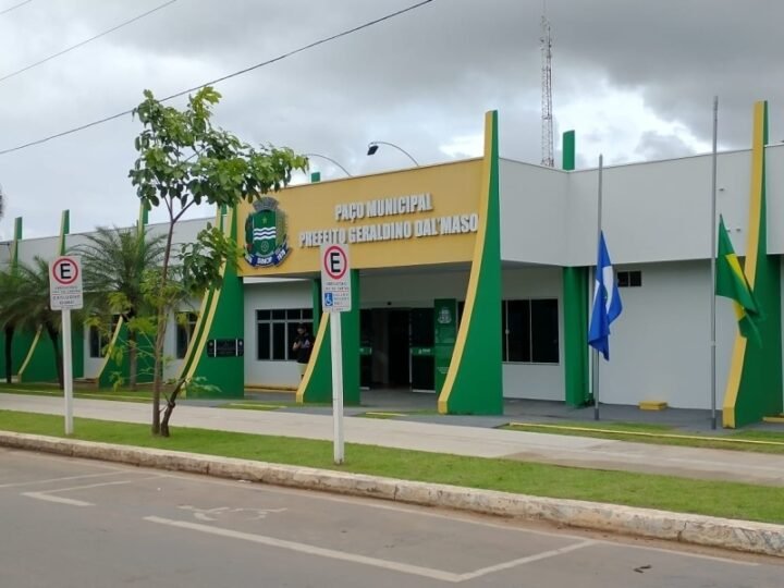 Prefeitura transfere ponto facultativo do Dia do Servidor para sexta-feira (30); veja o que abre e fecha