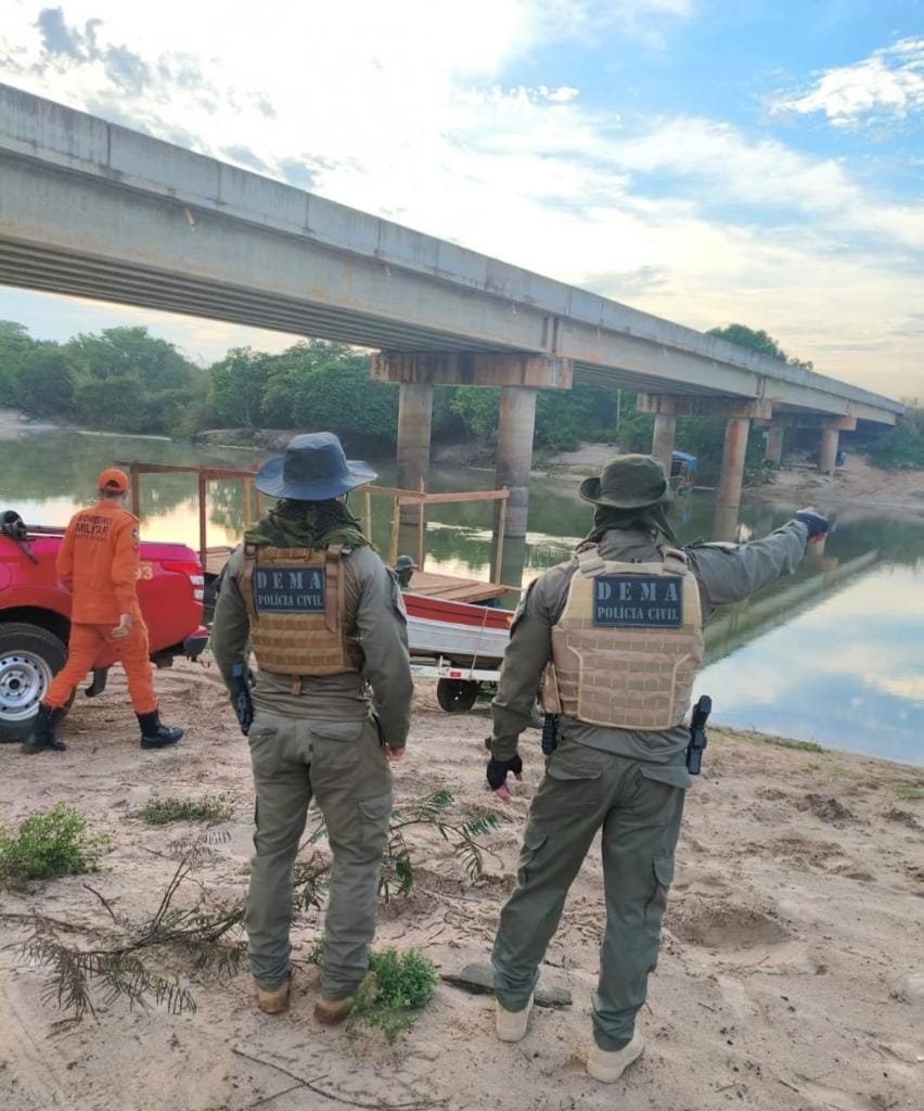 Polícias Civil e Militar deflagram operação contra garimpo ilegal por devastação em rios de MT