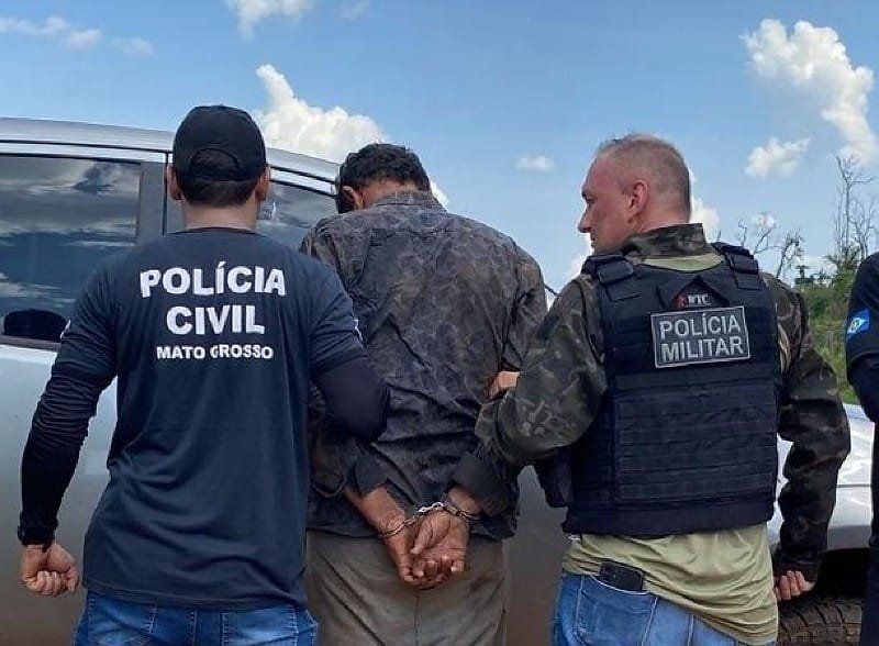 Homem é condenado a 64 anos de cadeia por feminicídio e homicídio, e terá que pagar R$ 300 mil