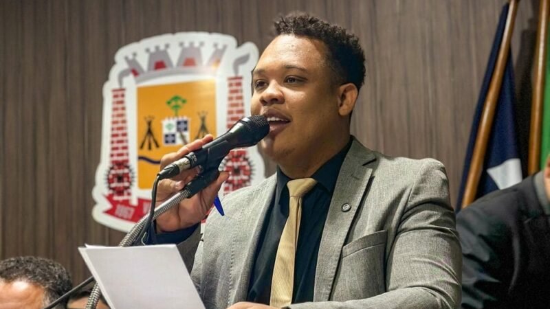 “Fui desmascarado”, ironiza vereador sobre rumores de que estaria de olho na Prefeitura