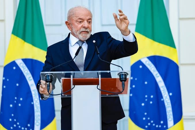 Em virada no segundo turno, Lula é reeleito presidente e governará o Brasil pela quarta vez
