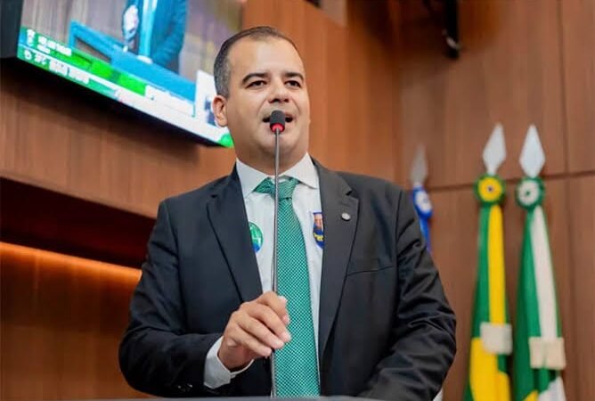 Eleito presidente, lde promete autonomia e diz que Câmara não será “puxadinho” de Abilio