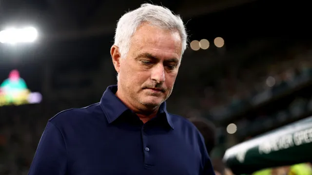 Jornalista espanhol detona Mourinho: “Treinador ultrapassado”