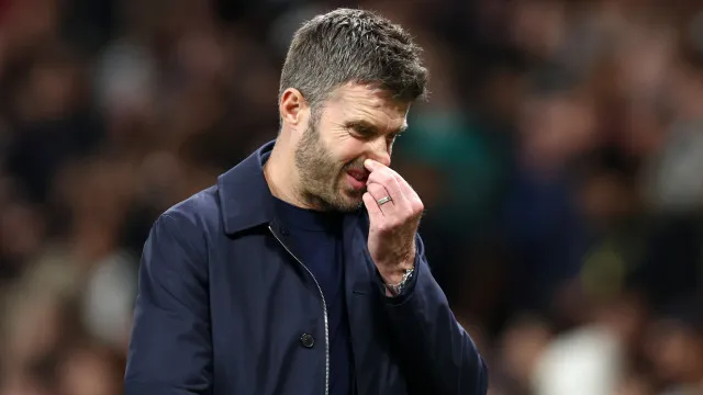 Manchester United pode demitir Carrick e já tem três nomes na mira