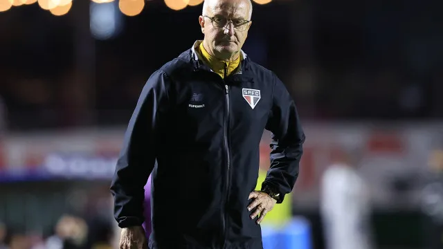 Derrota não abala Dorival: ‘Sábado temos de passar confiança ao torcedor com a ajuda de Lucas’